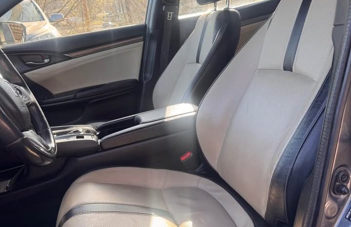 2018 Honda civic EX-L Hatchback 4D full