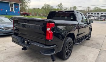 2021 Chevrolet Silverado 1500 crew cab Custom Pickup 4D 5 3/4 ft full