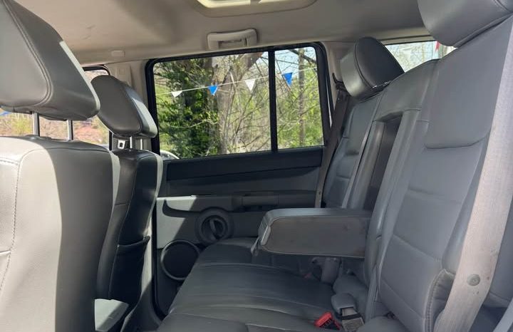 2007 Jeep commander Sport Utility 4D full