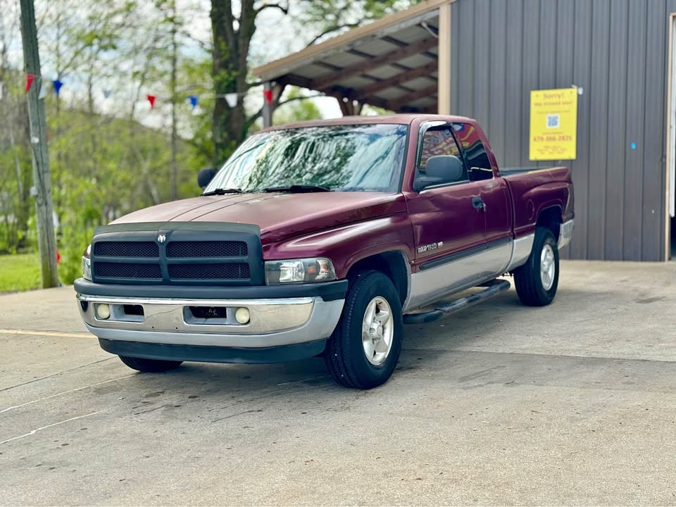 2001 Dodge Ram Pickup SLT