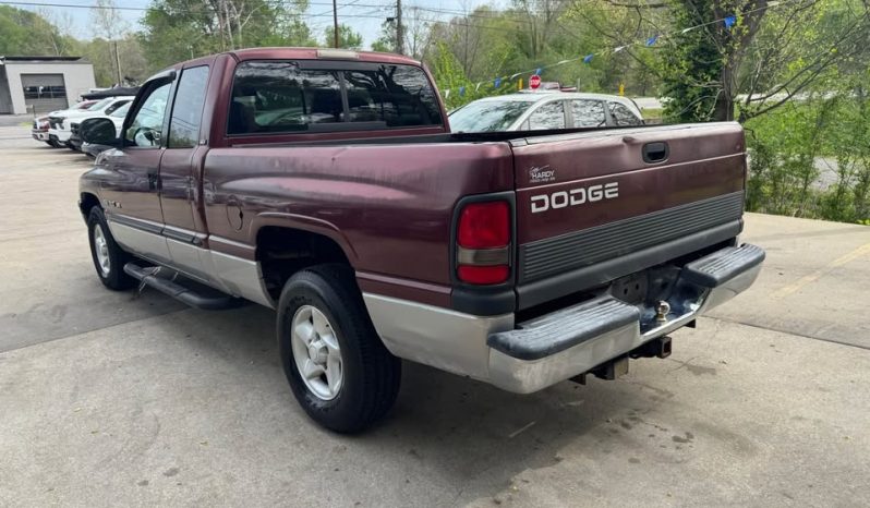 2001 Dodge ram 1500 SLT Pickup 4D 5 1/2 ft full