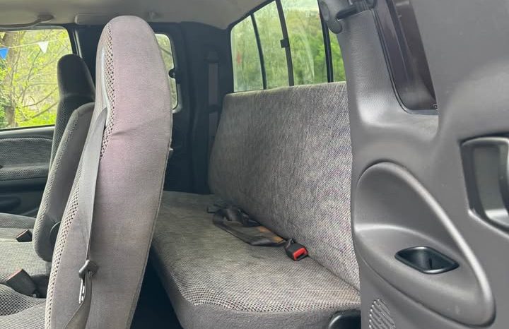 2001 Dodge ram 1500 SLT Pickup 4D 5 1/2 ft full