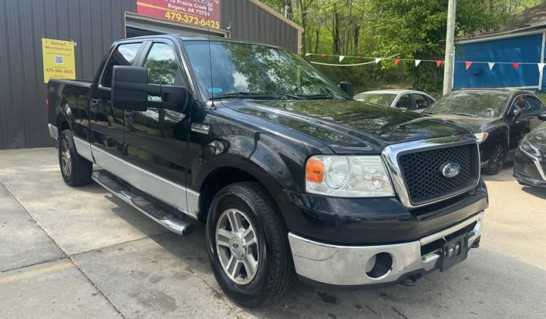 2007 Ford f150 supercrew cab XLT Pickup 4D 5 1/2 ft full