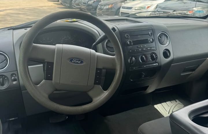 2007 Ford f150 supercrew cab XLT Pickup 4D 5 1/2 ft full