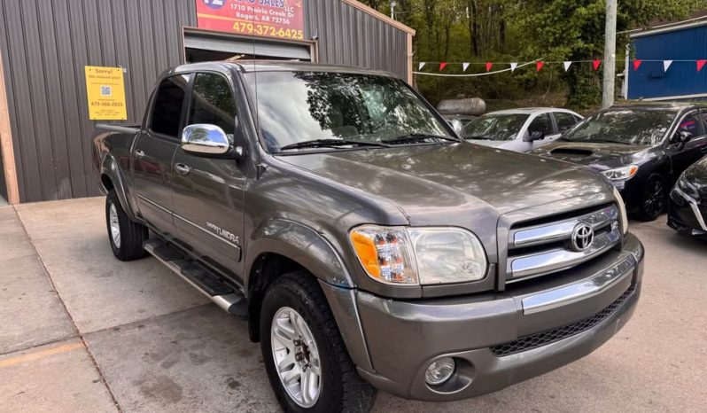 2005 Toyota tundra crewmax SR5 Pickup 4D 5 1/2 ft full