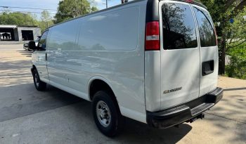 2023 Chevrolet express 3500 cargo Van full