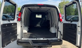 2023 Chevrolet express 3500 cargo Van full