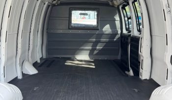 2023 Chevrolet express 3500 cargo Van full