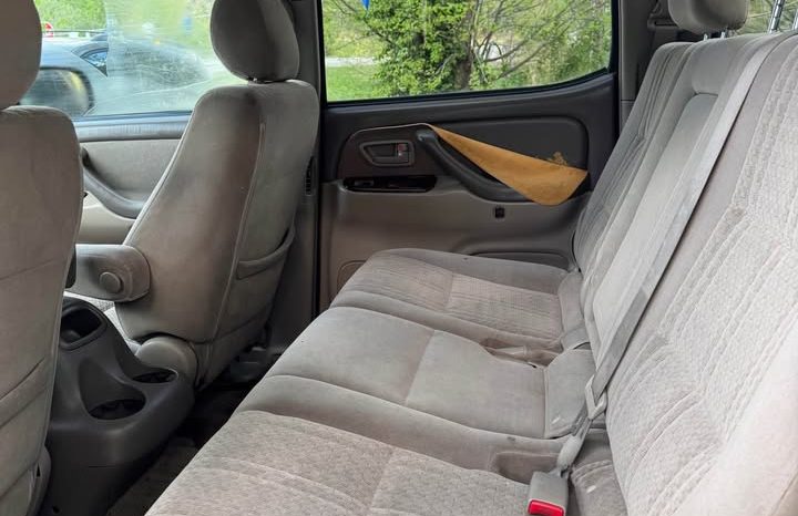 2005 Toyota tundra crewmax SR5 Pickup 4D 5 1/2 ft full