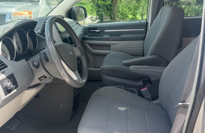 2009 Dodge grand caravan SXT Van 4D full
