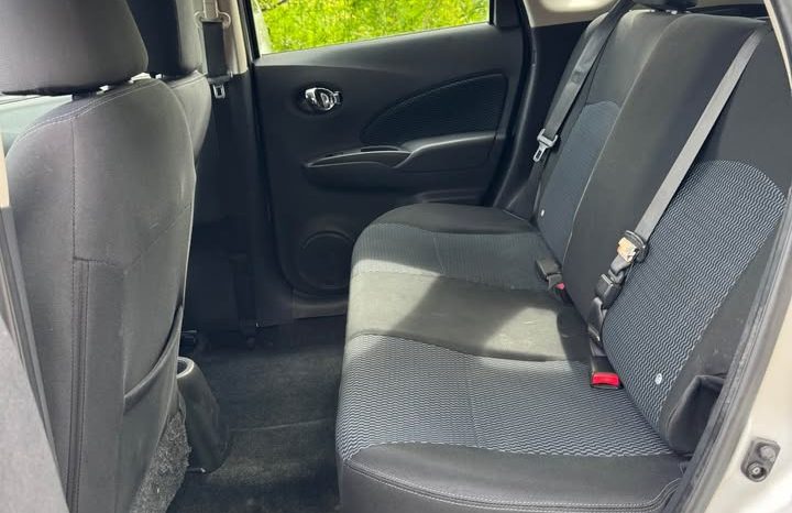 2015 Nissan versa note SV Hatchback 4D full