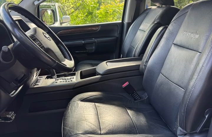 2010 Nissan armada Platinum Sport Utility 4D full