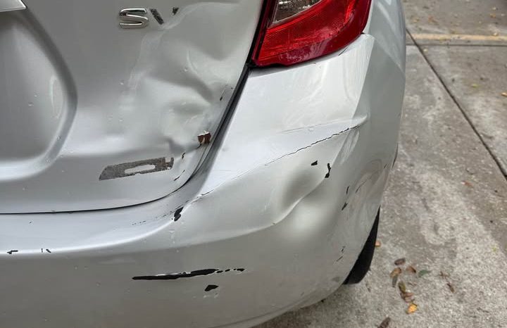 2015 Nissan versa note SV Hatchback 4D full