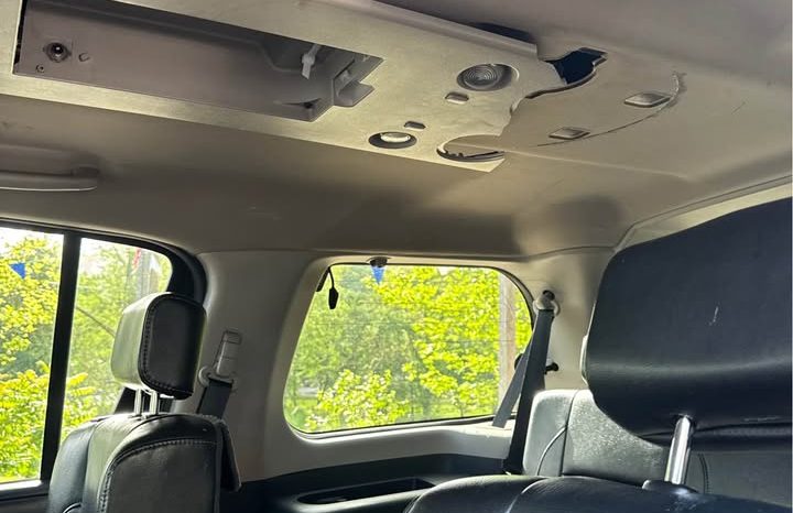 2010 Nissan armada Platinum Sport Utility 4D full