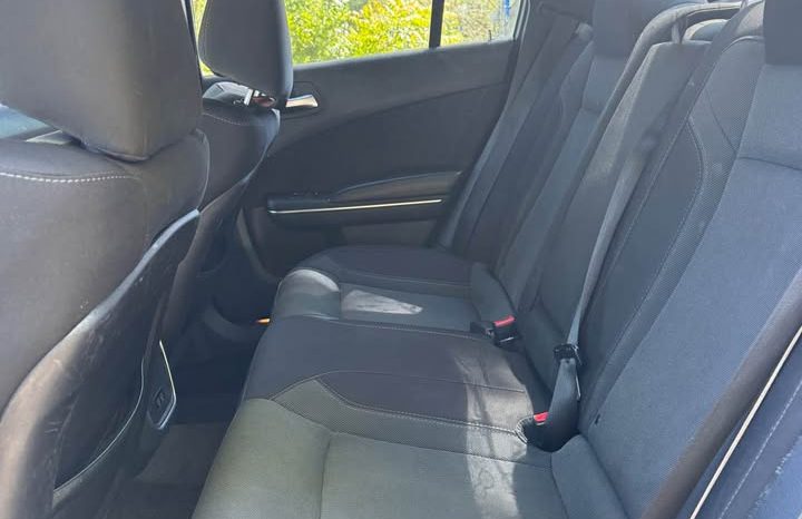 2015 Dodge charger SXT Sedan 4D full