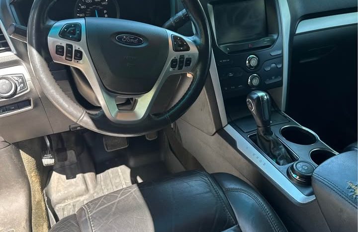 2014 Ford explorer XLS Sport Utility 4D full