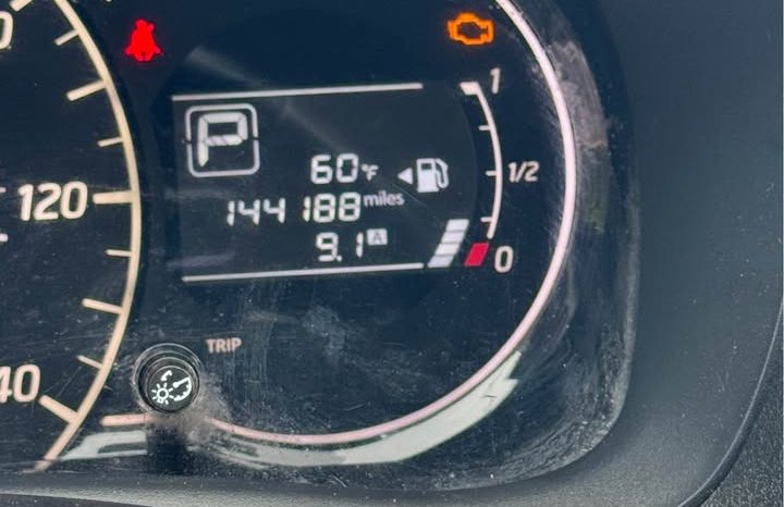 2015 Nissan versa note SV Hatchback 4D full