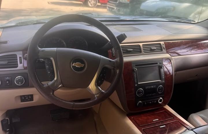 2012 Chevrolet avalanche LTZ Sport Utility Pickup 4D 5 1/4 ft full