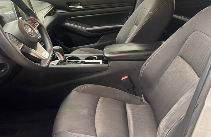 2024 Nissan altima 2.5 SV Sedan 4D full