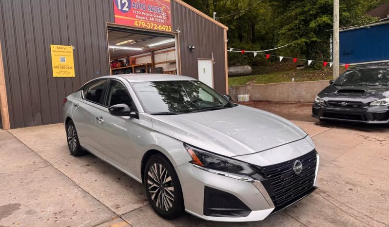2024 Nissan altima 2.5 SV Sedan 4D full