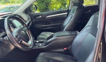 2018 Toyota highlander XLE Sport Utility 4D full