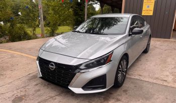 2024 Nissan altima 2.5 SV Sedan 4D full