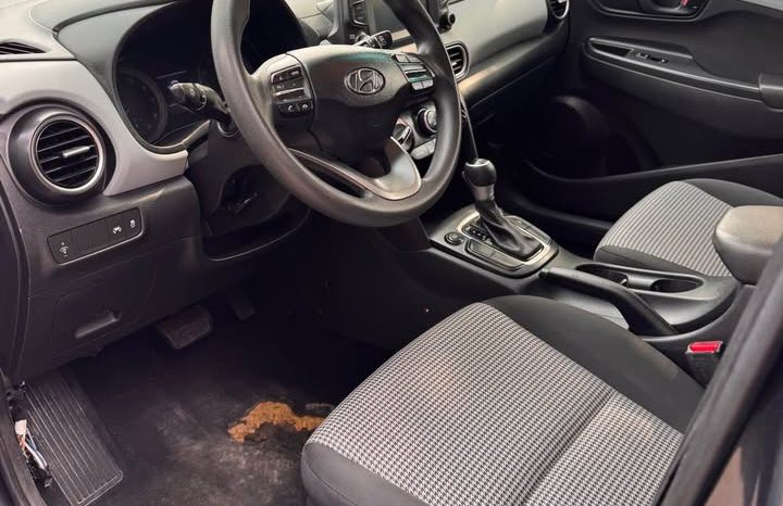 2020 Hyundai kona SE Sport Utility 4D full
