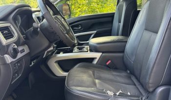 2017 Nissan titan xd crew cab PRO-4X Pickup 4D 6 1/2 ft full