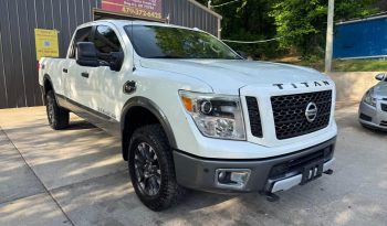 2017 Nissan titan xd crew cab PRO-4X Pickup 4D 6 1/2 ft full