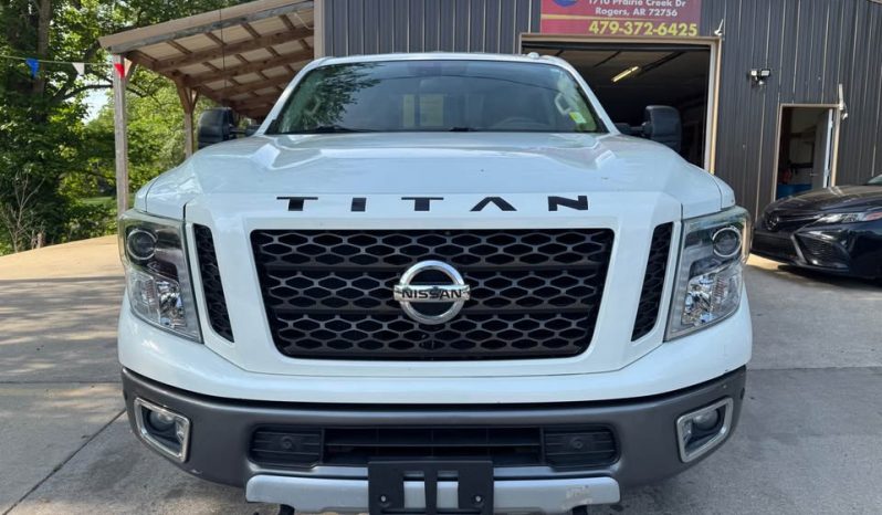 2017 Nissan titan xd crew cab PRO-4X Pickup 4D 6 1/2 ft full