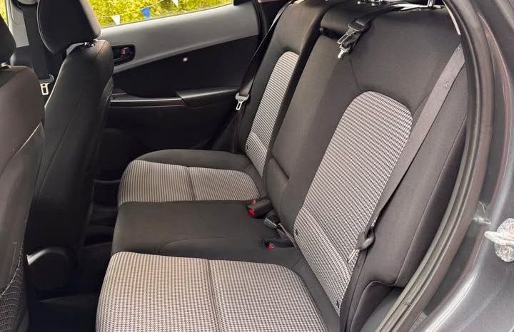 2020 Hyundai kona SE Sport Utility 4D full