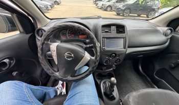 2019 Nissan versa S Sedan 4D full