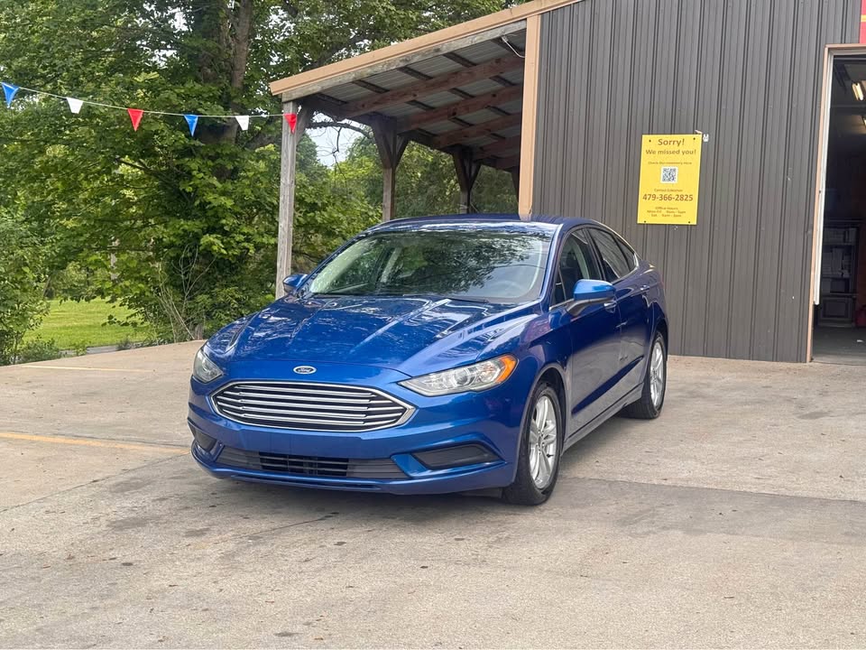 2018 Ford Fusion SE FWD's photo