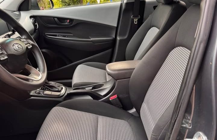 2020 Hyundai kona SE Sport Utility 4D full