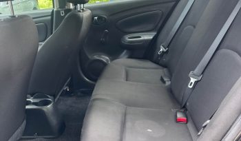 2019 Nissan versa S Sedan 4D full