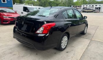 2019 Nissan versa S Sedan 4D full