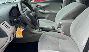 2011 Toyota corolla LE Sedan 4D full