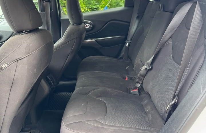 2020 Jeep cherokee Latitude Sport Utility 4D full
