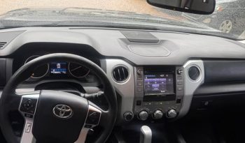 2015 Toyota tundra crewmax SR5 Pickup 4D 5 1/2 ft full