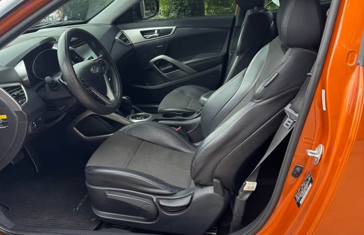 2013 Hyundai veloster Coupe 3D full