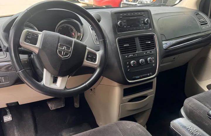 2013 Dodge caravan SE Minivan full