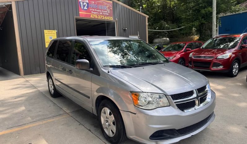 2013 Dodge caravan SE Minivan full