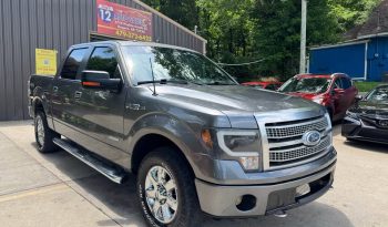 2013 Ford f150 supercrew cab XLT Pickup 4D 5 1/2 ft full