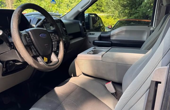 2015 Ford f150 supercrew cab XL Pickup 4D 5 1/2 ft full