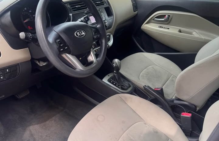 2014 Kia rio LX Hatchback 4D full