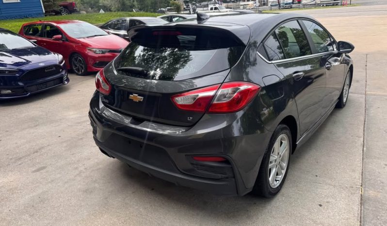 2017 Chevrolet cruze LT Hatchback 4D full