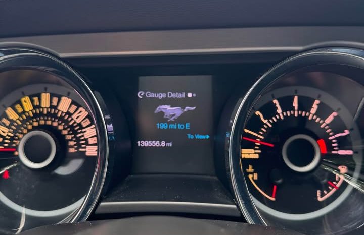 2013 Ford mustang V6 Coupe 2D full