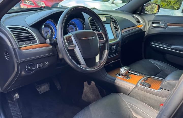 2013 Chrysler 300C Sedan 4D full