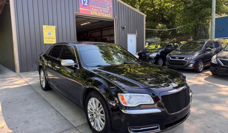 2013 Chrysler 300C Sedan 4D full