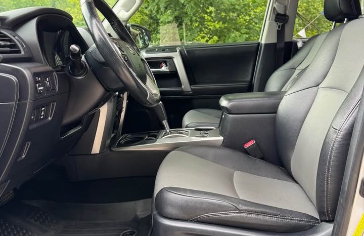 2015 Toyota 4runner SR5 Sport Utility 4D full